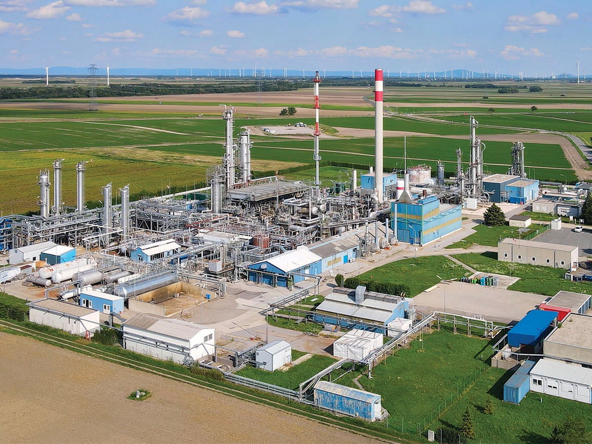 Natural gas processing plant in Aderklaa, Lower Austria (© Bwag) 
