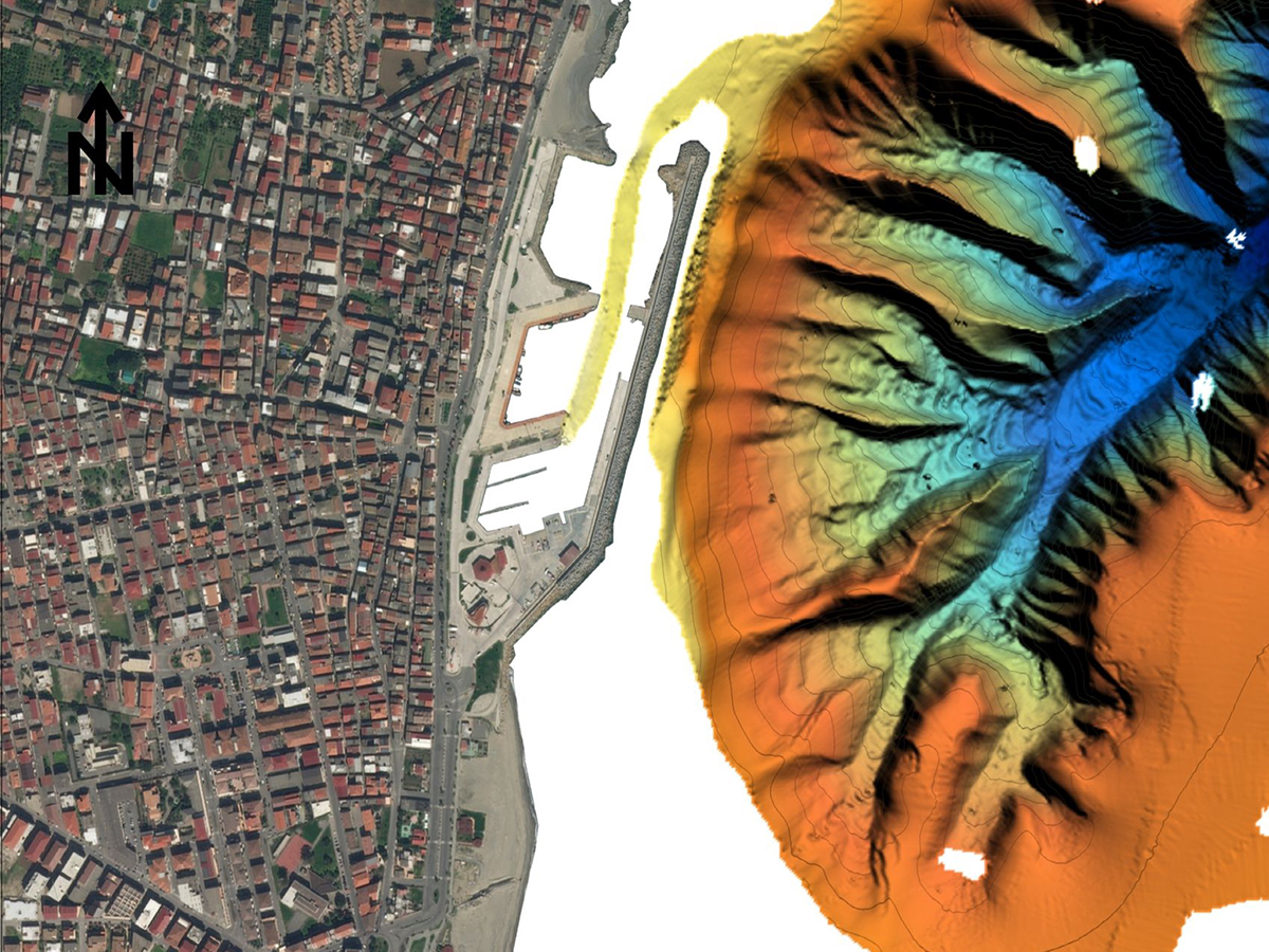 Morfobatimetria del canyon sottomarino di Cirò Marina