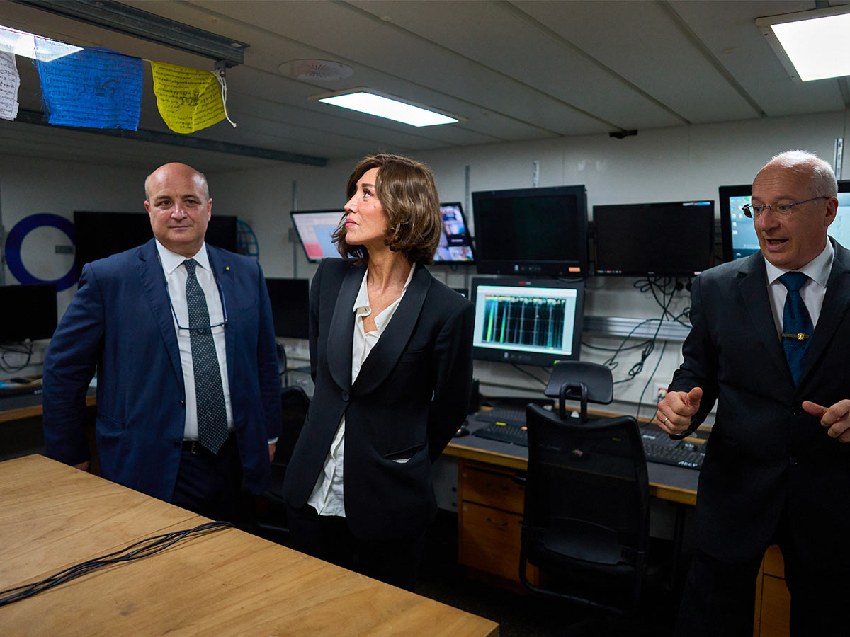 Visita del Ministro Bernini alla nave rompighiaccio Laura Bassi