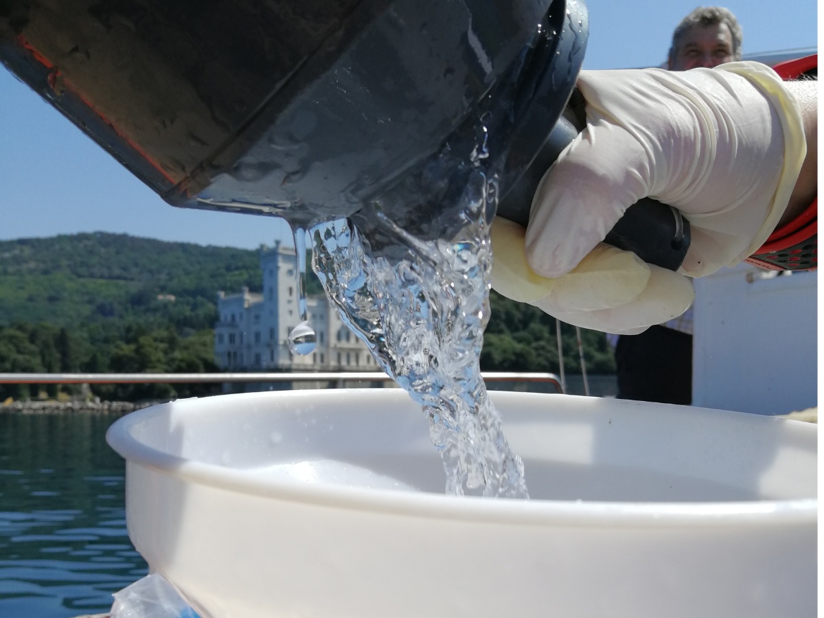 Campionamento acqua di mare